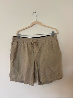 lululemon athletica Men's Light Tan Drawstring Hybrid Shorts